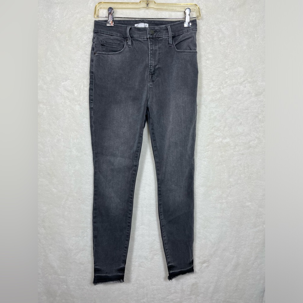 Good American Good Legs Crop raw hem skinny jeans, Faded Black/Gray Size 6/28